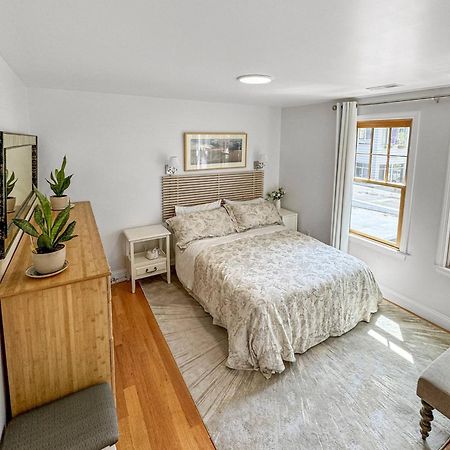 Elegant Sanctuary Steps From Harvard Square Cambridge Bagian luar foto